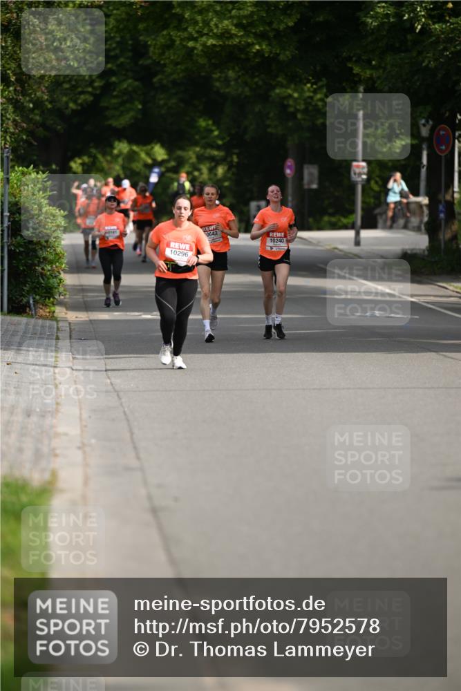 15.06.2025 - REWE Women's Run Dr. Thomas Lammeyer http://msf.ph/oto/7952578 15.06.2025 09:40:10 Laufen 0121, 10296, 0642, 10240 meine-sportfotos.de