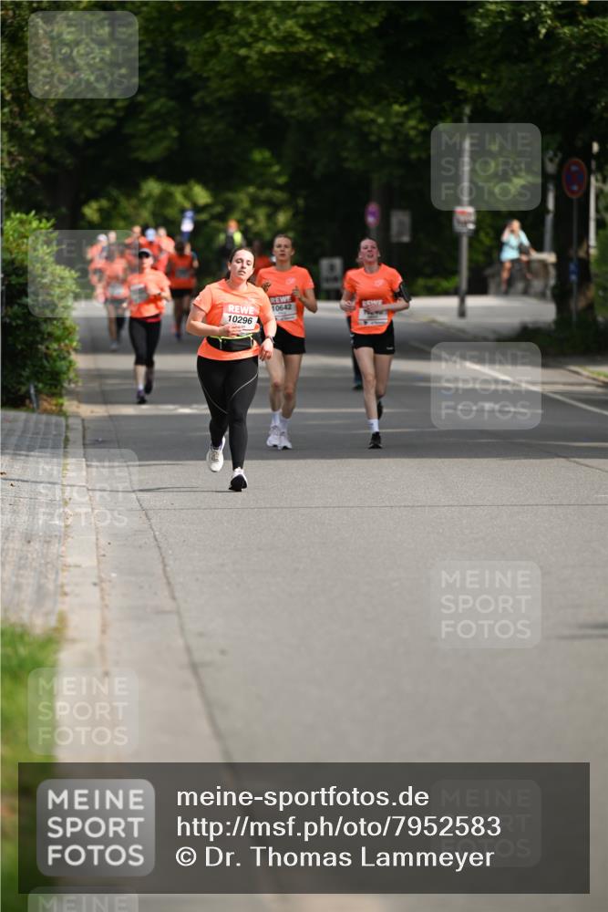 15.06.2025 - REWE Women's Run Dr. Thomas Lammeyer http://msf.ph/oto/7952583 15.06.2025 09:40:10 Laufen 10, 10642, 10296 meine-sportfotos.de