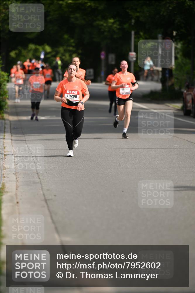 15.06.2025 - REWE Women's Run Dr. Thomas Lammeyer http://msf.ph/oto/7952602 15.06.2025 09:40:12 Laufen 10296 meine-sportfotos.de