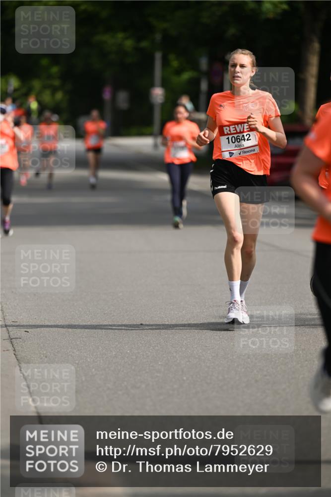 15.06.2025 - REWE Women's Run Dr. Thomas Lammeyer http://msf.ph/oto/7952629 15.06.2025 09:40:17 Laufen 10642 meine-sportfotos.de