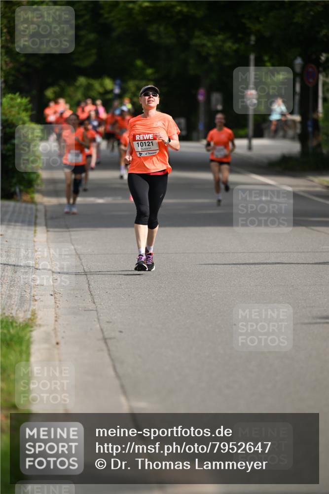 15.06.2025 - REWE Women's Run Dr. Thomas Lammeyer http://msf.ph/oto/7952647 15.06.2025 09:40:20 Laufen 10121 meine-sportfotos.de