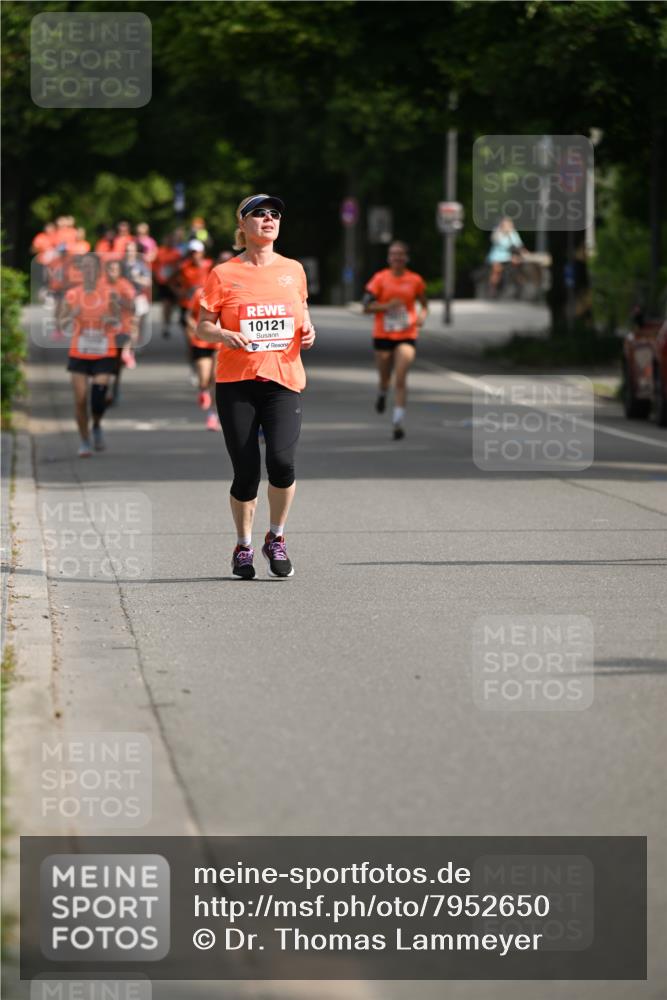 15.06.2025 - REWE Women's Run Dr. Thomas Lammeyer http://msf.ph/oto/7952650 15.06.2025 09:40:21 Laufen 10121 meine-sportfotos.de