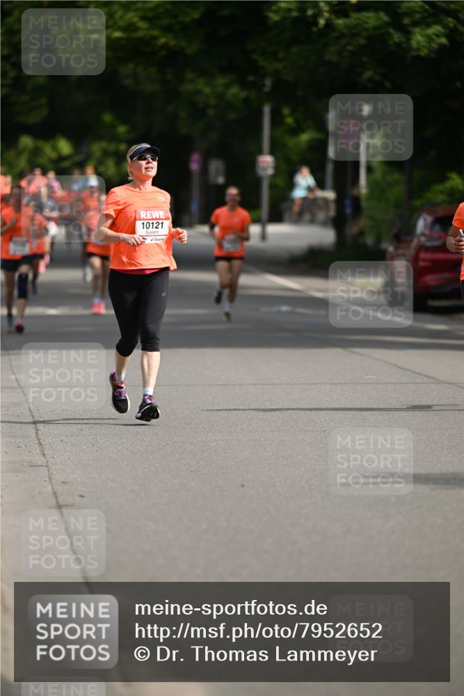 15.06.2025 - REWE Women's Run Dr. Thomas Lammeyer http://msf.ph/oto/7952652 15.06.2025 09:40:21 Laufen 10121 meine-sportfotos.de