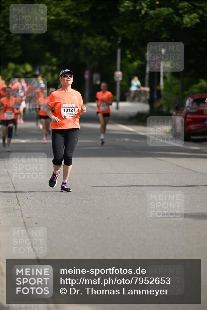 15.06.2025 - REWE Women's Run Dr. Thomas Lammeyer http://msf.ph/oto/7952653 15.06.2025 09:40:21 Laufen 10121 meine-sportfotos.de