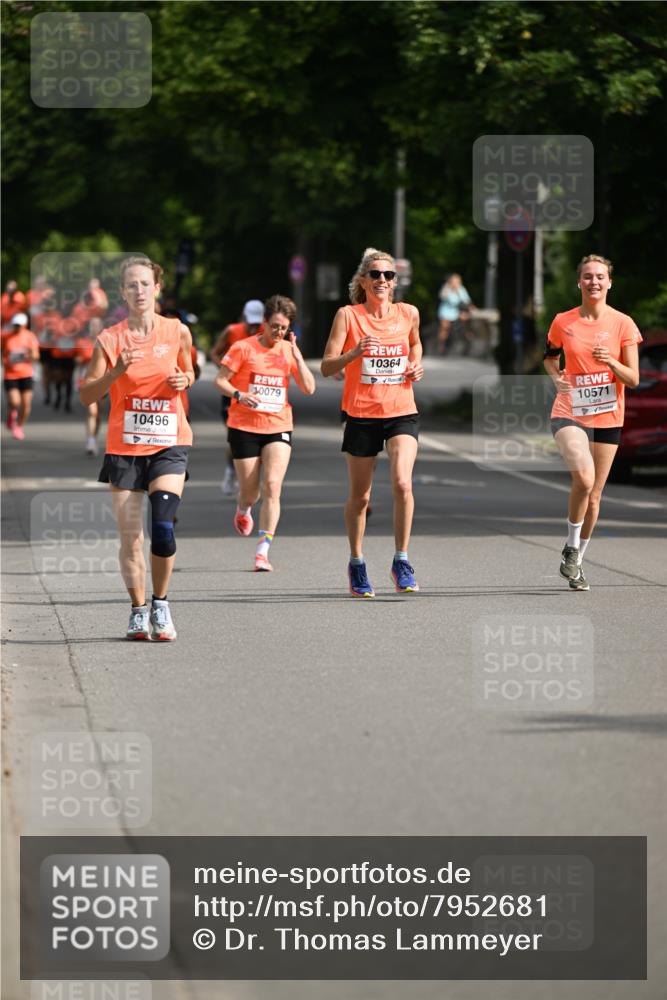 15.06.2025 - REWE Women's Run Dr. Thomas Lammeyer http://msf.ph/oto/7952681 15.06.2025 09:40:27 Laufen 10496, 10079, 10364, 10571 meine-sportfotos.de
