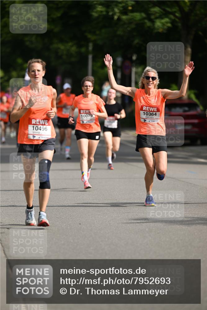 15.06.2025 - REWE Women's Run Dr. Thomas Lammeyer http://msf.ph/oto/7952693 15.06.2025 09:40:29 Laufen 10496, 10079, 10364 meine-sportfotos.de