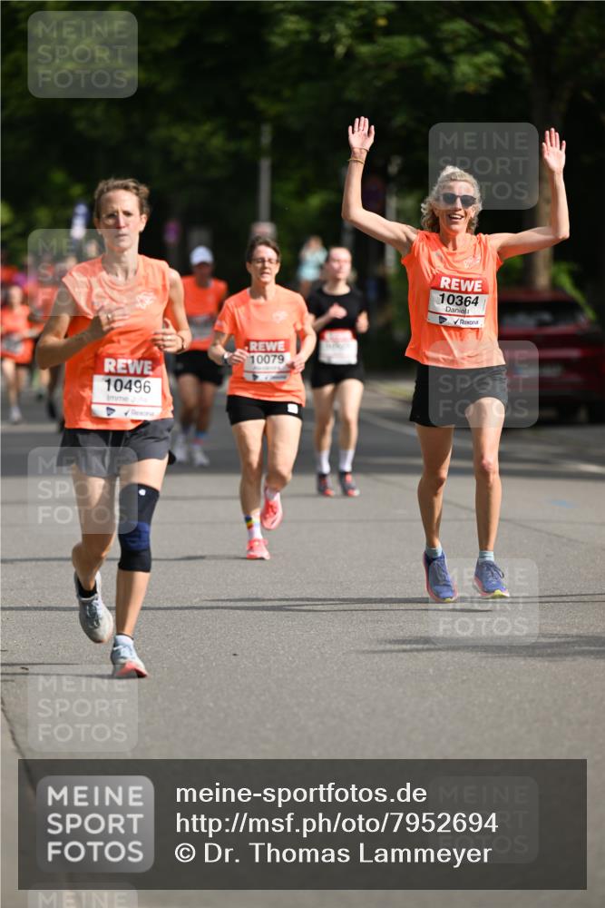 15.06.2025 - REWE Women's Run Dr. Thomas Lammeyer http://msf.ph/oto/7952694 15.06.2025 09:40:29 Laufen 10496, 10079, 10364 meine-sportfotos.de