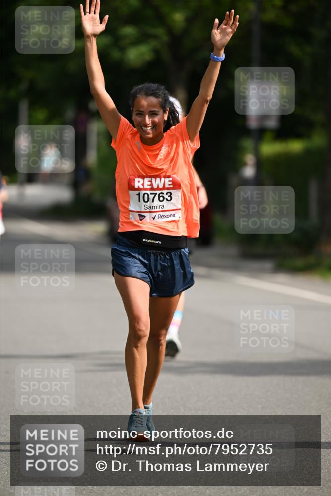 15.06.2025 - REWE Women's Run Dr. Thomas Lammeyer http://msf.ph/oto/7952735 15.06.2025 09:40:36 Laufen 10763 meine-sportfotos.de