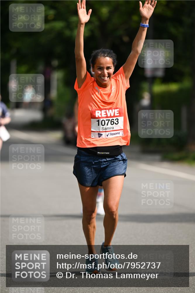 15.06.2025 - REWE Women's Run Dr. Thomas Lammeyer http://msf.ph/oto/7952737 15.06.2025 09:40:36 Laufen 10763 meine-sportfotos.de