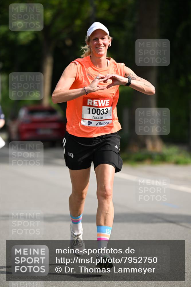 15.06.2025 - REWE Women's Run Dr. Thomas Lammeyer http://msf.ph/oto/7952750 15.06.2025 09:40:38 Laufen 10033 meine-sportfotos.de