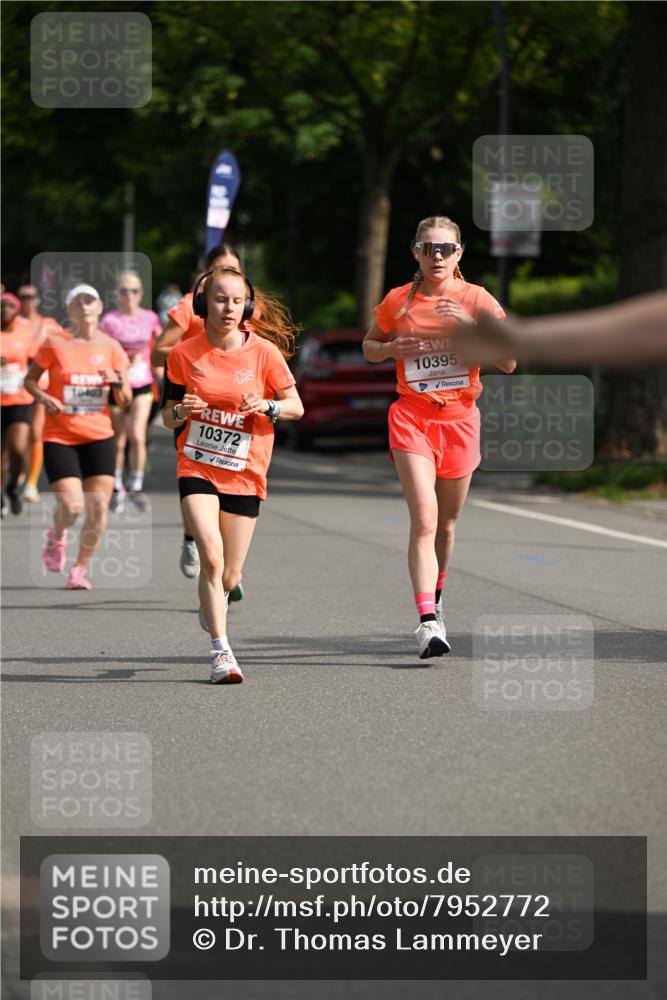 15.06.2025 - REWE Women's Run Dr. Thomas Lammeyer http://msf.ph/oto/7952772 15.06.2025 09:40:43 Laufen 10403, 10372, 10395 meine-sportfotos.de