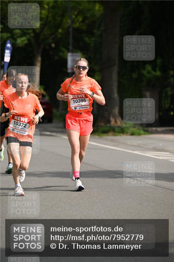 15.06.2025 - REWE Women's Run Dr. Thomas Lammeyer http://msf.ph/oto/7952779 15.06.2025 09:40:43 Laufen 10372, 10395 meine-sportfotos.de