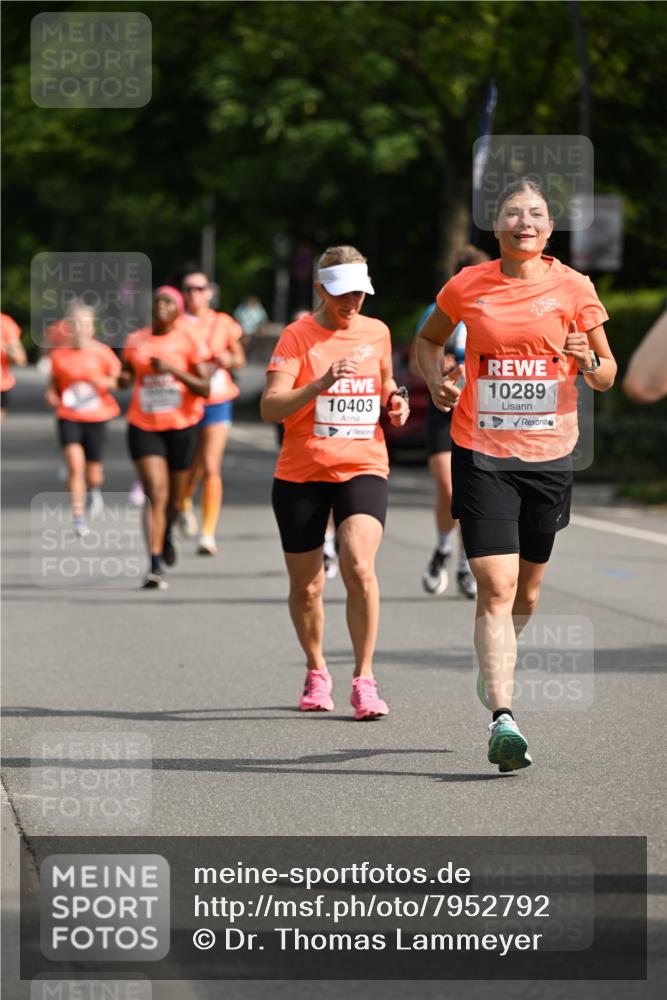 15.06.2025 - REWE Women's Run Dr. Thomas Lammeyer http://msf.ph/oto/7952792 15.06.2025 09:40:45 Laufen 10403, 10289 meine-sportfotos.de