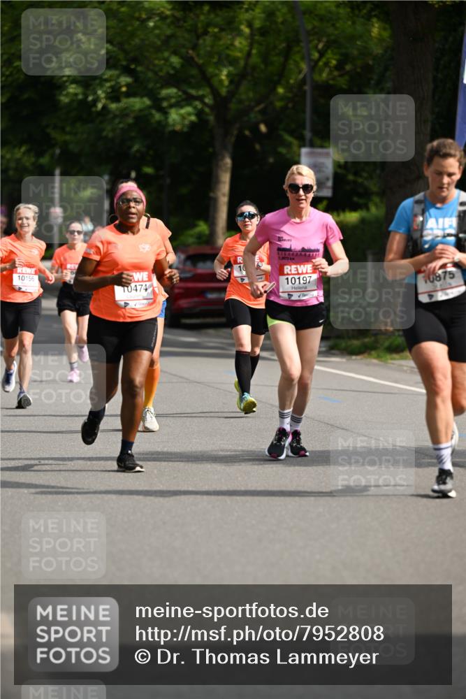 15.06.2025 - REWE Women's Run Dr. Thomas Lammeyer http://msf.ph/oto/7952808 15.06.2025 09:40:48 Laufen 10156, 0474, 10, 11, 0975, 10197, 0875 meine-sportfotos.de