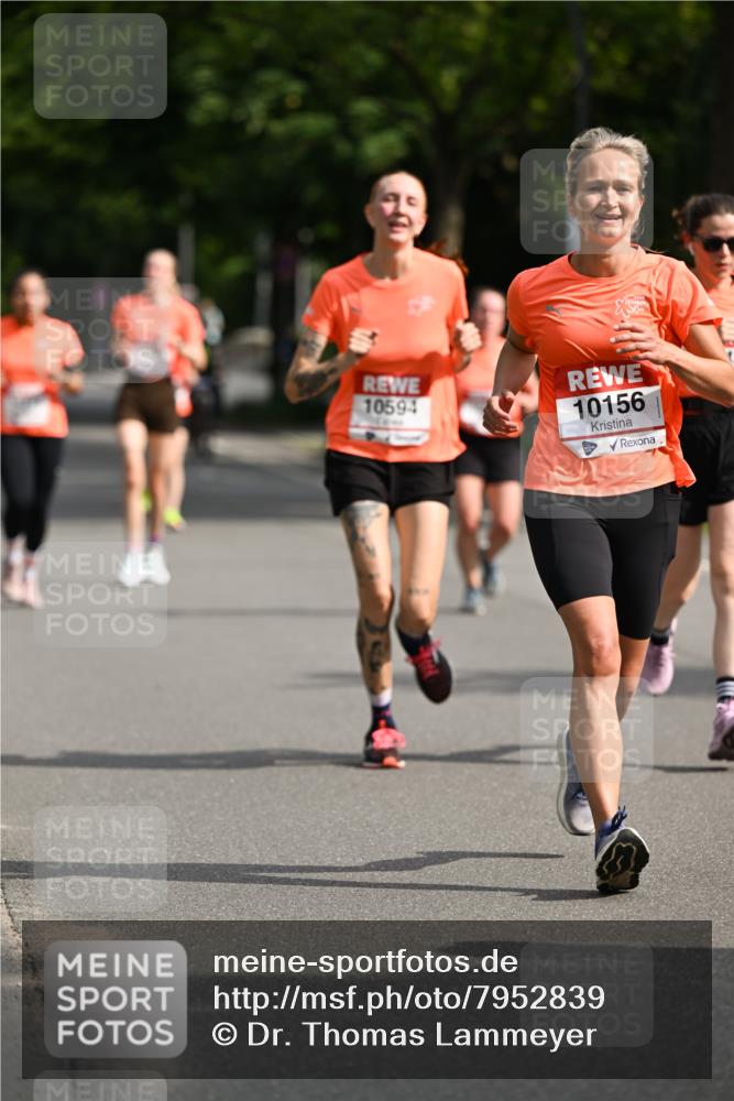 15.06.2025 - REWE Women's Run Dr. Thomas Lammeyer http://msf.ph/oto/7952839 15.06.2025 09:40:52 Laufen 10594, 10156 meine-sportfotos.de