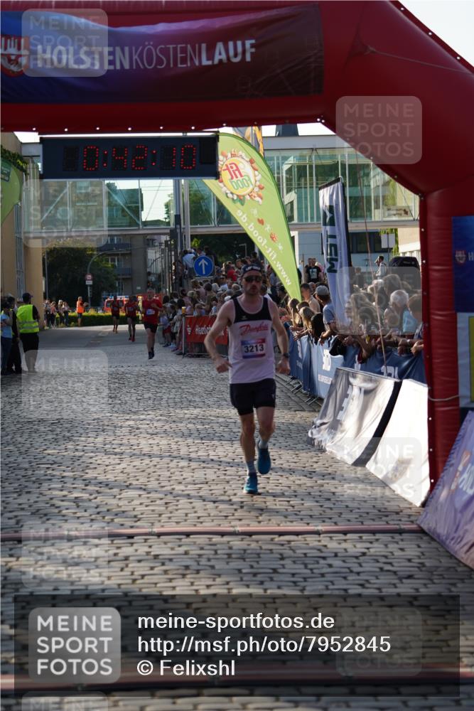 13.06.2025 - Holstenköstenlauf Felixshl http://msf.ph/oto/7952845 13.06.2025 19:42:09 Laufen 2529, 3213, 3811 meine-sportfotos.de