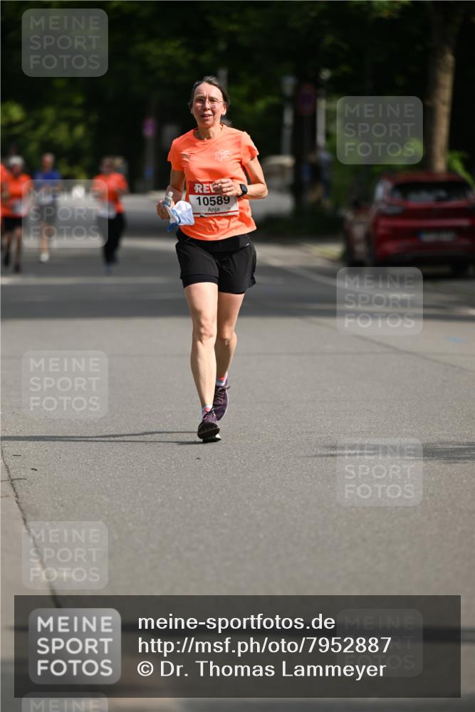 15.06.2025 - REWE Women's Run Dr. Thomas Lammeyer http://msf.ph/oto/7952887 15.06.2025 09:41:01 Laufen 10589 meine-sportfotos.de