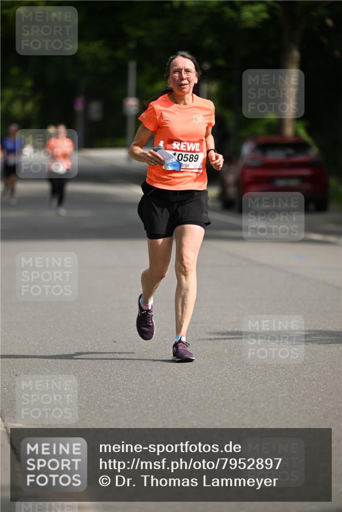 15.06.2025 - REWE Women's Run Dr. Thomas Lammeyer http://msf.ph/oto/7952897 15.06.2025 09:41:02 Laufen 0589 meine-sportfotos.de