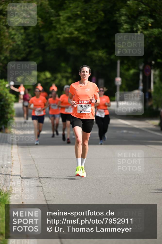15.06.2025 - REWE Women's Run Dr. Thomas Lammeyer http://msf.ph/oto/7952911 15.06.2025 09:41:06 Laufen 10767 meine-sportfotos.de