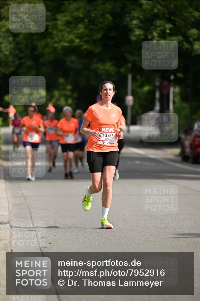 15.06.2025 - REWE Women's Run Dr. Thomas Lammeyer http://msf.ph/oto/7952916 15.06.2025 09:41:07 Laufen 10767 meine-sportfotos.de