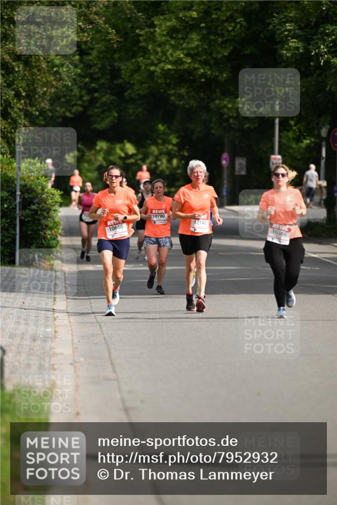 15.06.2025 - REWE Women's Run Dr. Thomas Lammeyer http://msf.ph/oto/7952932 15.06.2025 09:41:09 Laufen 10780 meine-sportfotos.de