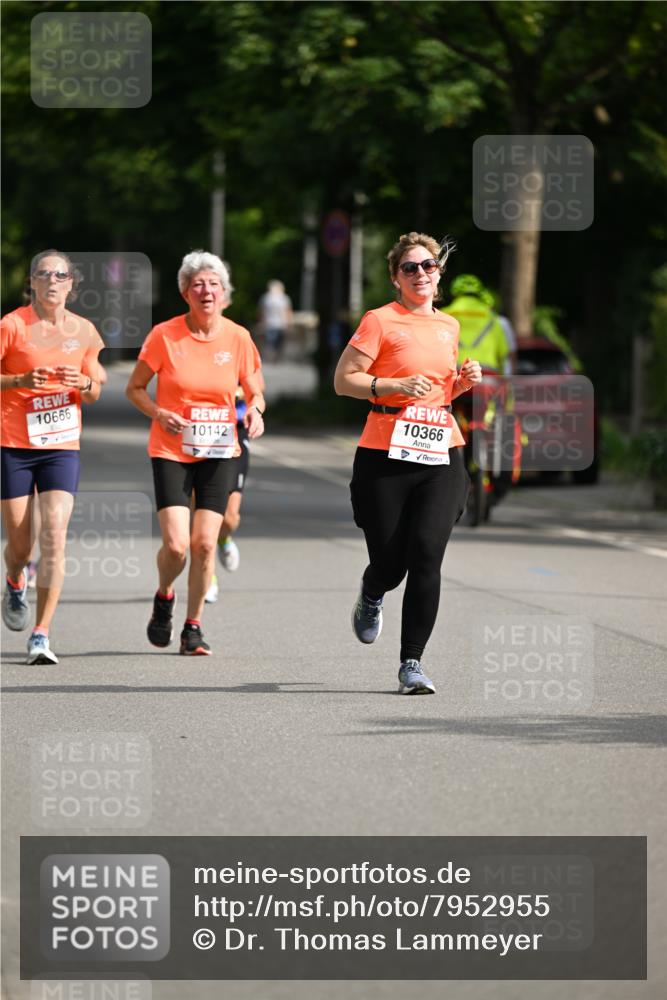15.06.2025 - REWE Women's Run Dr. Thomas Lammeyer http://msf.ph/oto/7952955 15.06.2025 09:41:12 Laufen 10666, 10142, 10366 meine-sportfotos.de