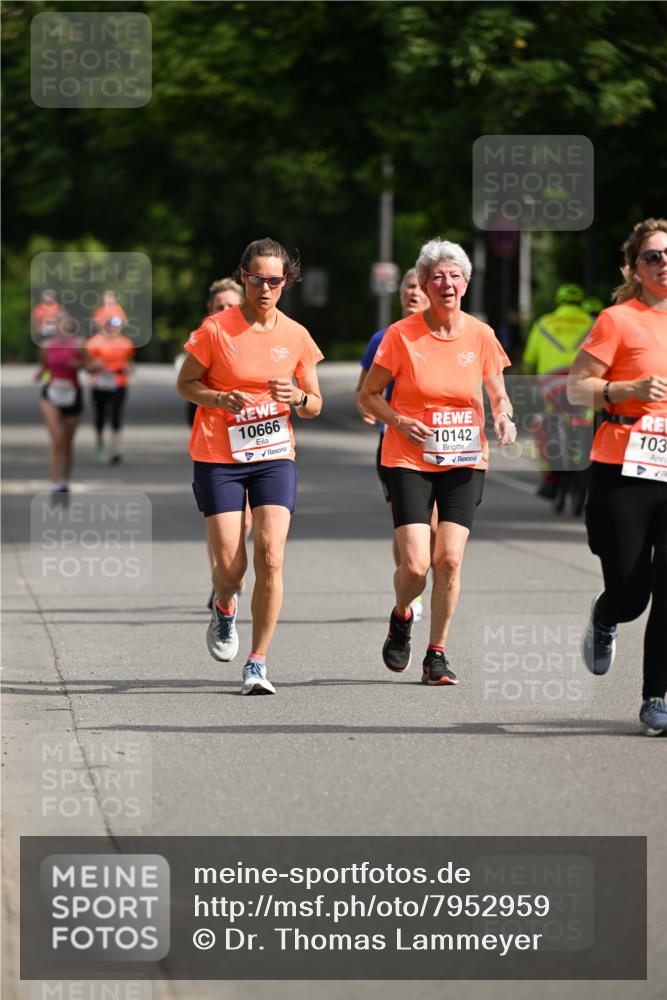 15.06.2025 - REWE Women's Run Dr. Thomas Lammeyer http://msf.ph/oto/7952959 15.06.2025 09:41:13 Laufen 10666, 10142, 103 meine-sportfotos.de