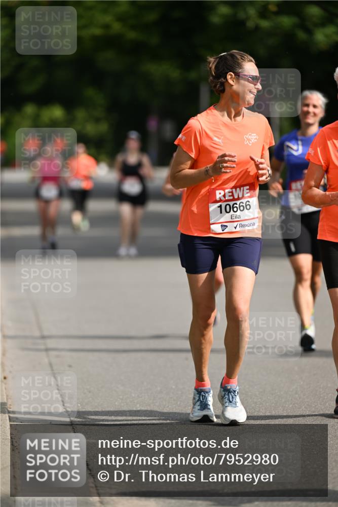 15.06.2025 - REWE Women's Run Dr. Thomas Lammeyer http://msf.ph/oto/7952980 15.06.2025 09:41:15 Laufen 10666 meine-sportfotos.de