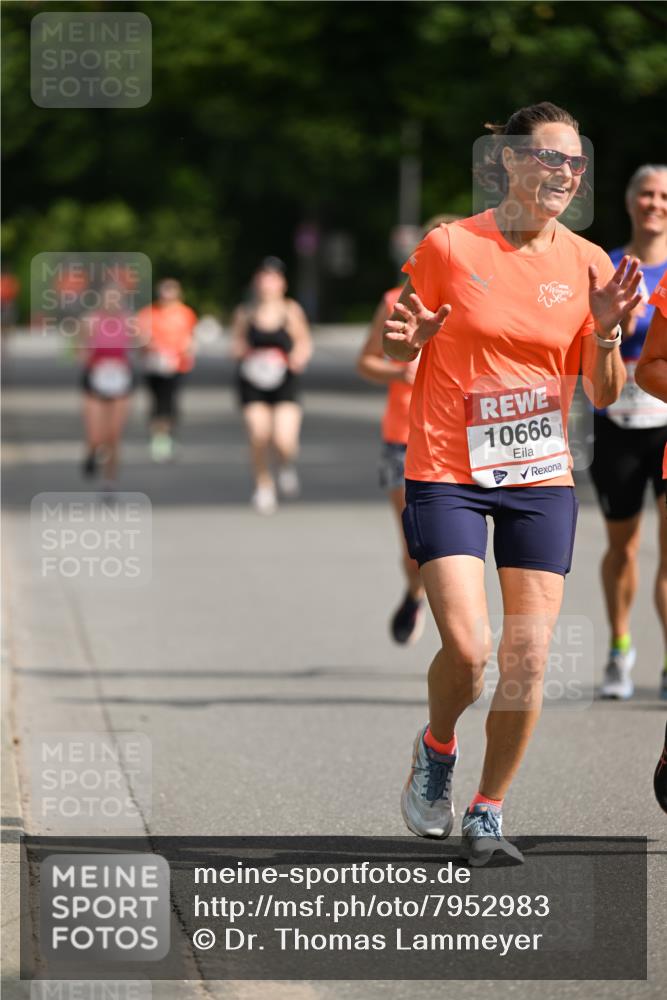 15.06.2025 - REWE Women's Run Dr. Thomas Lammeyer http://msf.ph/oto/7952983 15.06.2025 09:41:15 Laufen 10666 meine-sportfotos.de