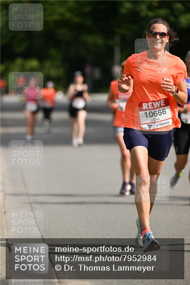 15.06.2025 - REWE Women's Run Dr. Thomas Lammeyer http://msf.ph/oto/7952984 15.06.2025 09:41:16 Laufen 10666 meine-sportfotos.de