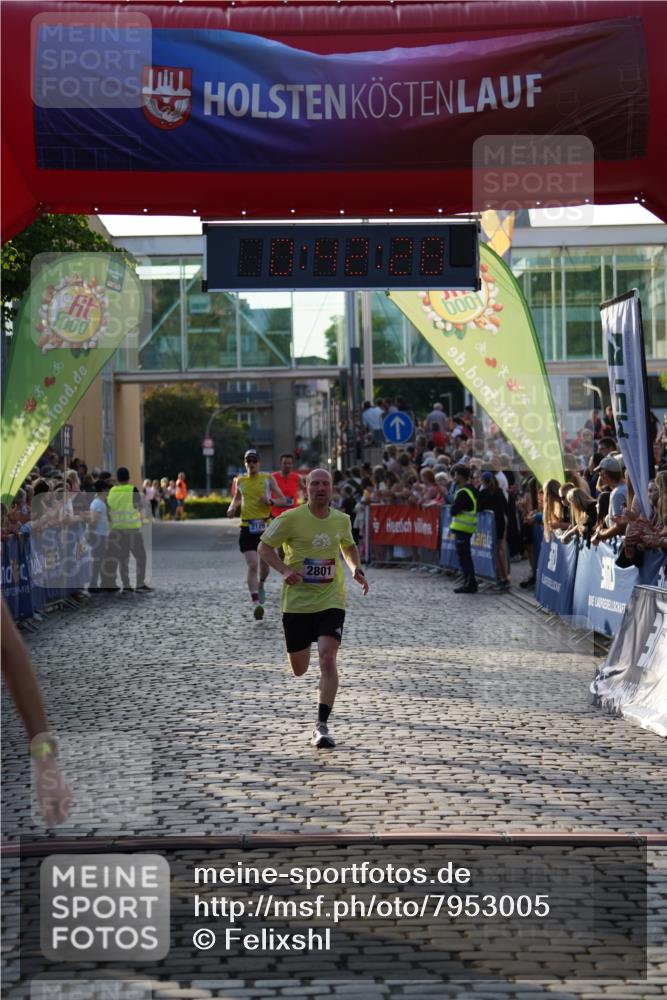 13.06.2025 - Holstenköstenlauf Felixshl http://msf.ph/oto/7953005 13.06.2025 19:42:27 Laufen 2106, 2129, 2690, 2801 meine-sportfotos.de