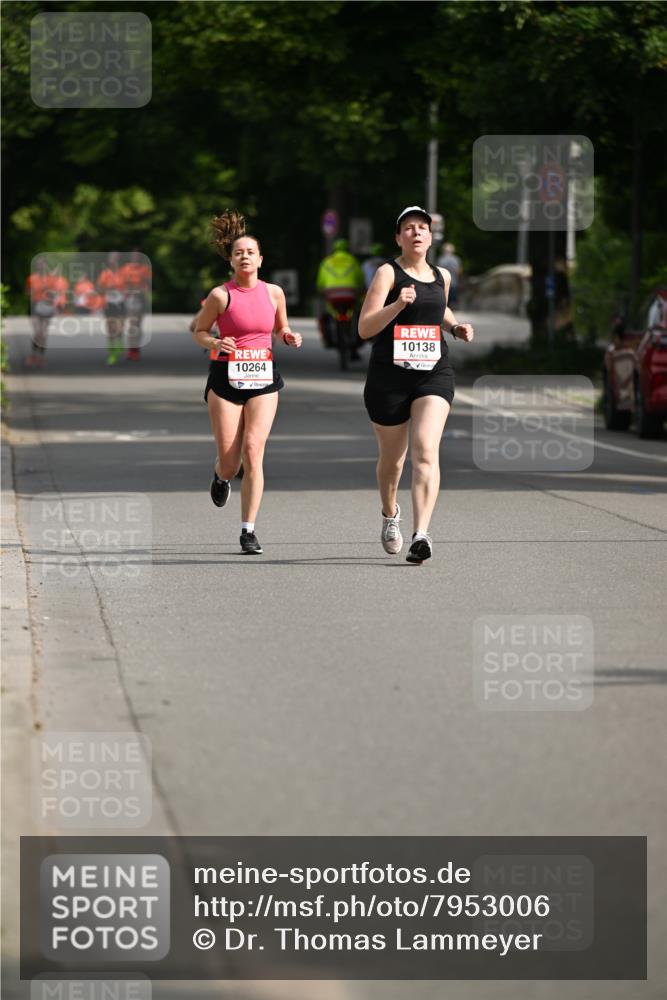 15.06.2025 - REWE Women's Run Dr. Thomas Lammeyer http://msf.ph/oto/7953006 15.06.2025 09:41:19 Laufen 10264, 10138 meine-sportfotos.de