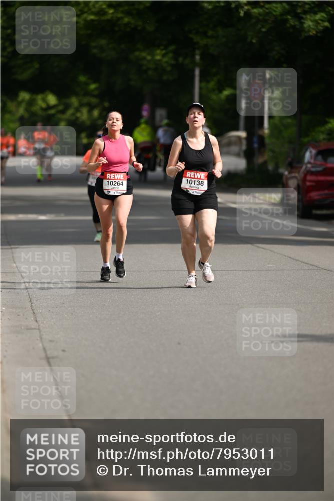 15.06.2025 - REWE Women's Run Dr. Thomas Lammeyer http://msf.ph/oto/7953011 15.06.2025 09:41:20 Laufen 10264, 10138 meine-sportfotos.de