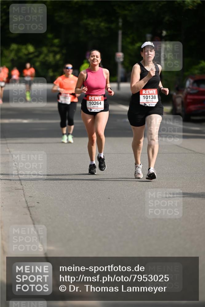 15.06.2025 - REWE Women's Run Dr. Thomas Lammeyer http://msf.ph/oto/7953025 15.06.2025 09:41:21 Laufen 10264, 10138 meine-sportfotos.de