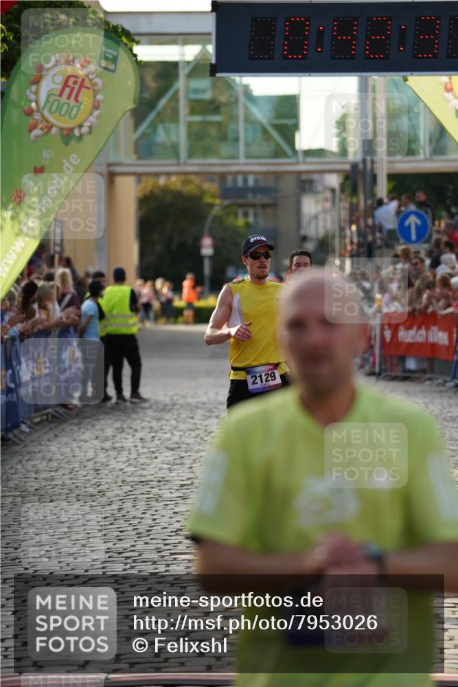 13.06.2025 - Holstenköstenlauf Felixshl http://msf.ph/oto/7953026 13.06.2025 19:42:30 Laufen 2106, 2129, 2801 meine-sportfotos.de