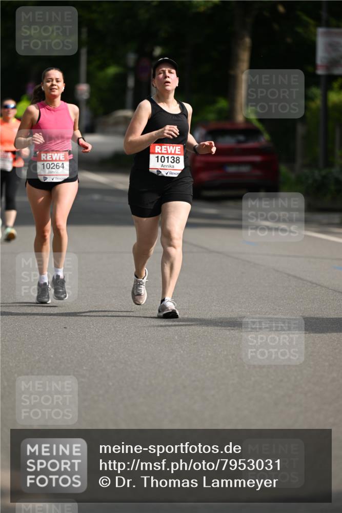 15.06.2025 - REWE Women's Run Dr. Thomas Lammeyer http://msf.ph/oto/7953031 15.06.2025 09:41:22 Laufen 10264, 10138 meine-sportfotos.de