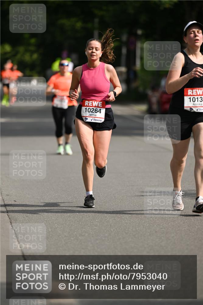 15.06.2025 - REWE Women's Run Dr. Thomas Lammeyer http://msf.ph/oto/7953040 15.06.2025 09:41:23 Laufen 10264, 1013 meine-sportfotos.de