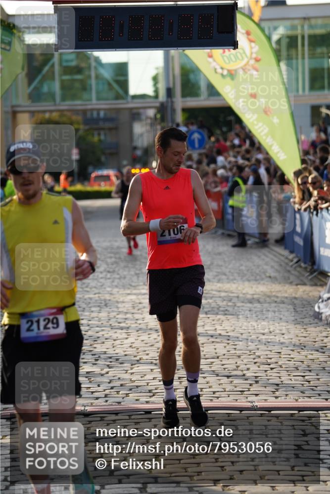 13.06.2025 - Holstenköstenlauf Felixshl http://msf.ph/oto/7953056 13.06.2025 19:42:33 Laufen 2106, 2129, 2230 meine-sportfotos.de