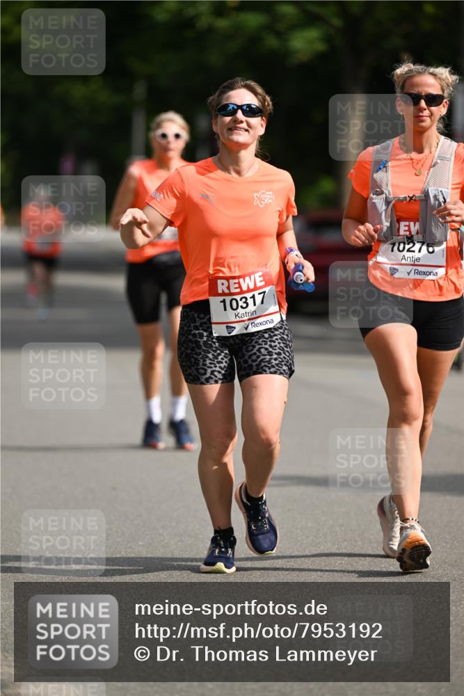 15.06.2025 - REWE Women's Run Dr. Thomas Lammeyer http://msf.ph/oto/7953192 15.06.2025 09:42:09 Laufen 10317, 10276 meine-sportfotos.de