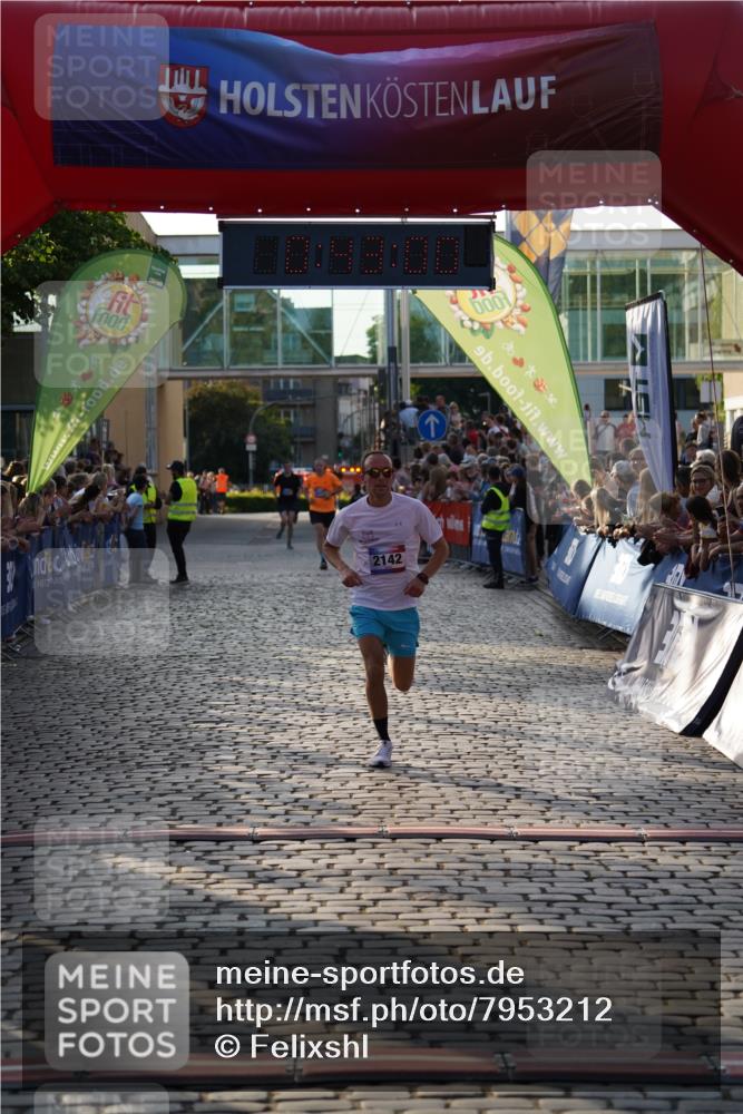 13.06.2025 - Holstenköstenlauf Felixshl http://msf.ph/oto/7953212 13.06.2025 19:42:59 Laufen 2142, 2473 meine-sportfotos.de