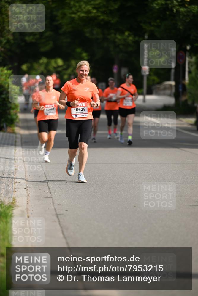 15.06.2025 - REWE Women's Run Dr. Thomas Lammeyer http://msf.ph/oto/7953215 15.06.2025 09:42:12 Laufen 10061, 10629 meine-sportfotos.de