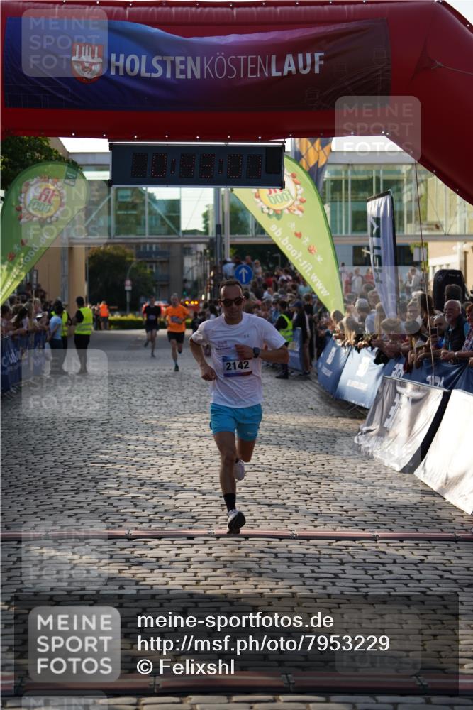 13.06.2025 - Holstenköstenlauf Felixshl http://msf.ph/oto/7953229 13.06.2025 19:43:00 Laufen 2142, 2473 meine-sportfotos.de