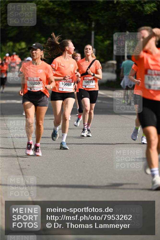 15.06.2025 - REWE Women's Run Dr. Thomas Lammeyer http://msf.ph/oto/7953262 15.06.2025 09:42:18 Laufen 10203, 10071, 10069 meine-sportfotos.de