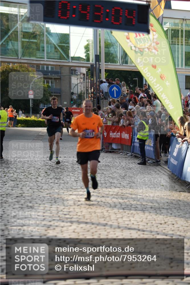 13.06.2025 - Holstenköstenlauf Felixshl http://msf.ph/oto/7953264 13.06.2025 19:43:04 Laufen 2142, 2332, 2473 meine-sportfotos.de