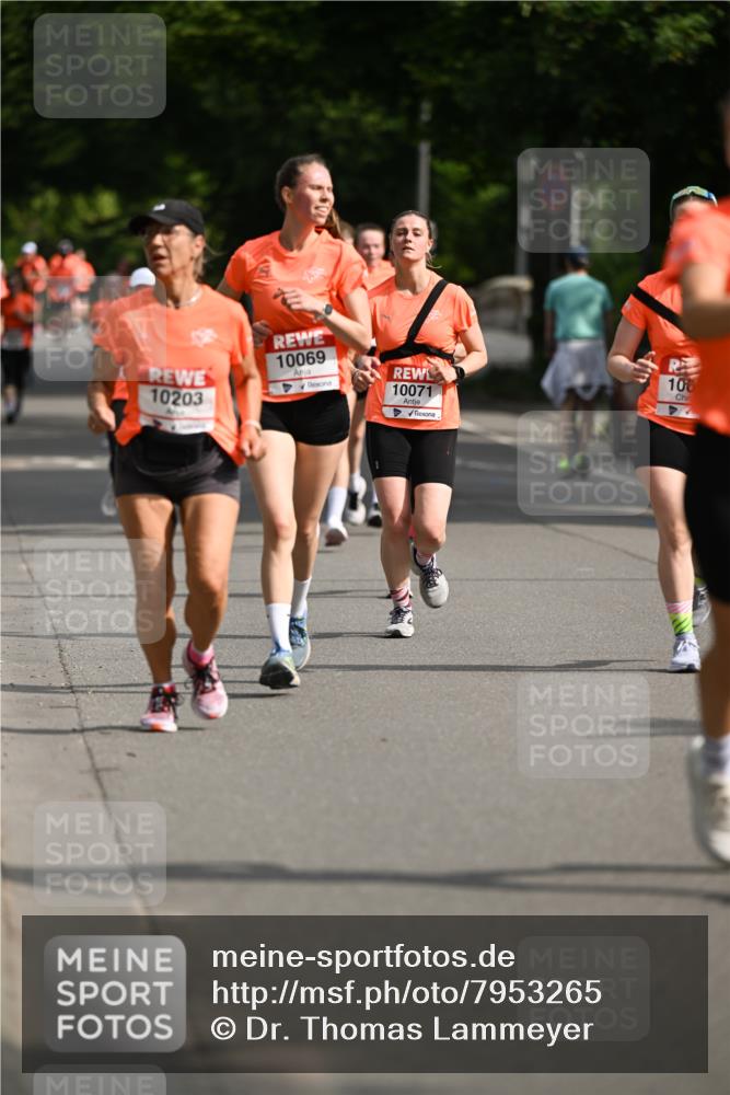 15.06.2025 - REWE Women's Run Dr. Thomas Lammeyer http://msf.ph/oto/7953265 15.06.2025 09:42:19 Laufen 10203, 10069, 10071, 100 meine-sportfotos.de