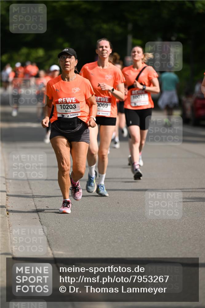 15.06.2025 - REWE Women's Run Dr. Thomas Lammeyer http://msf.ph/oto/7953267 15.06.2025 09:42:19 Laufen 10203, 10071, 0069 meine-sportfotos.de