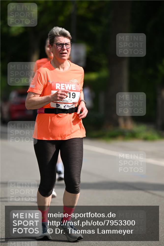 15.06.2025 - REWE Women's Run Dr. Thomas Lammeyer http://msf.ph/oto/7953300 15.06.2025 09:42:25 Laufen 19 meine-sportfotos.de