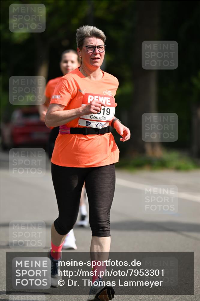 15.06.2025 - REWE Women's Run Dr. Thomas Lammeyer http://msf.ph/oto/7953301 15.06.2025 09:42:25 Laufen 19 meine-sportfotos.de