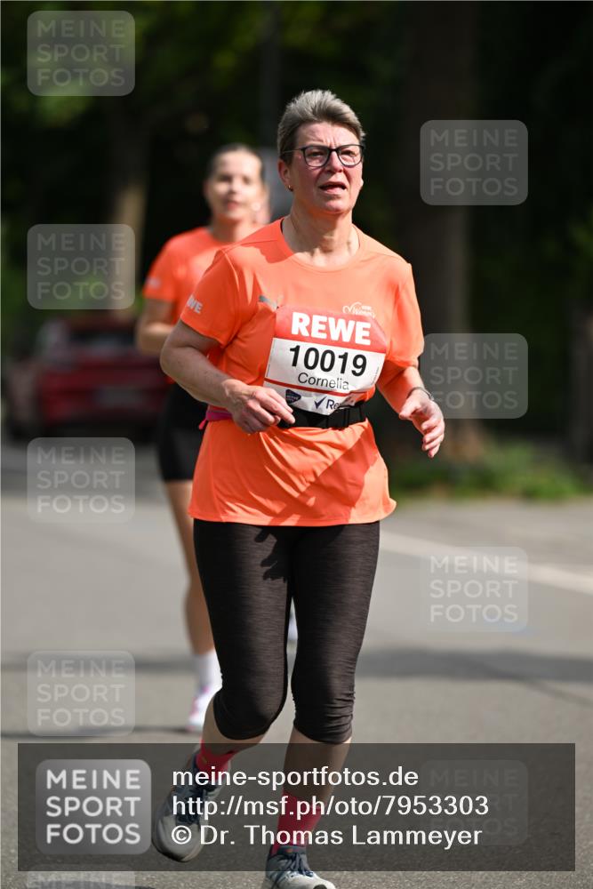 15.06.2025 - REWE Women's Run Dr. Thomas Lammeyer http://msf.ph/oto/7953303 15.06.2025 09:42:25 Laufen 10019 meine-sportfotos.de