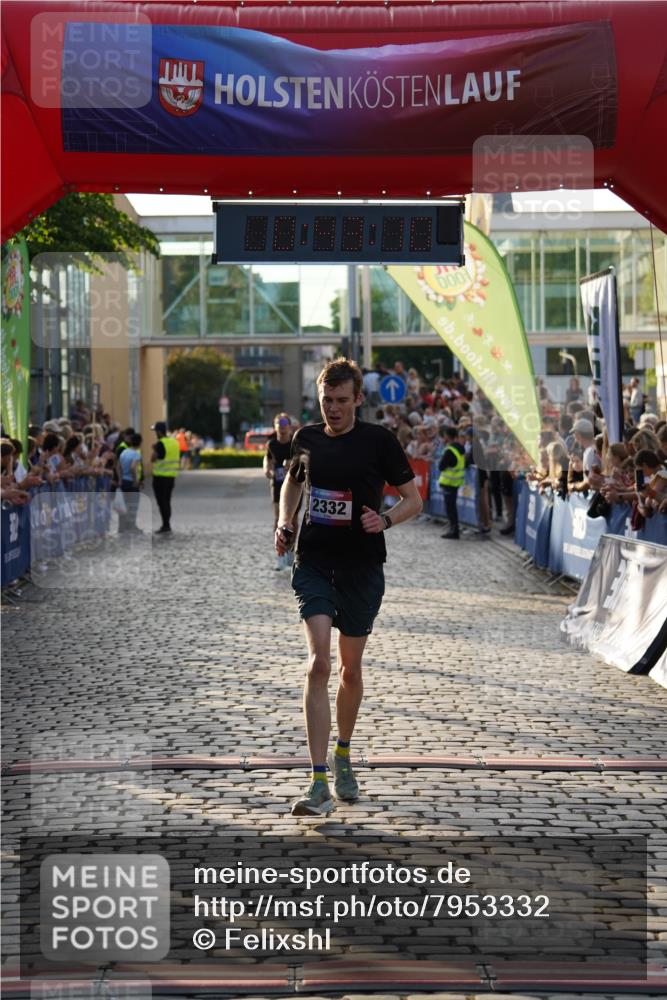 13.06.2025 - Holstenköstenlauf Felixshl http://msf.ph/oto/7953332 13.06.2025 19:43:09 Laufen 2081, 2332, 2411, 2473 meine-sportfotos.de